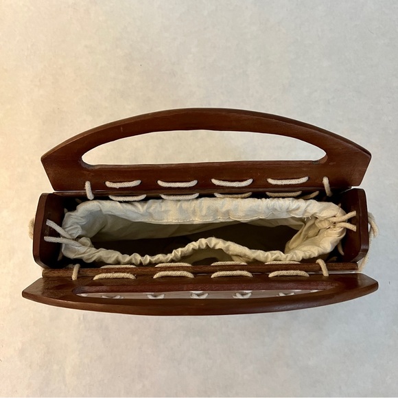 ANTHROPOLOGIE / GUADALUPE DESIGN Moira Wood Paneled Tote Bag - Picture 5 of 9